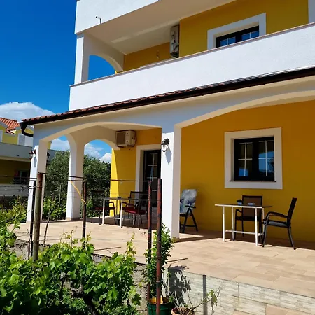 Krka Ivan Pensionat 3*