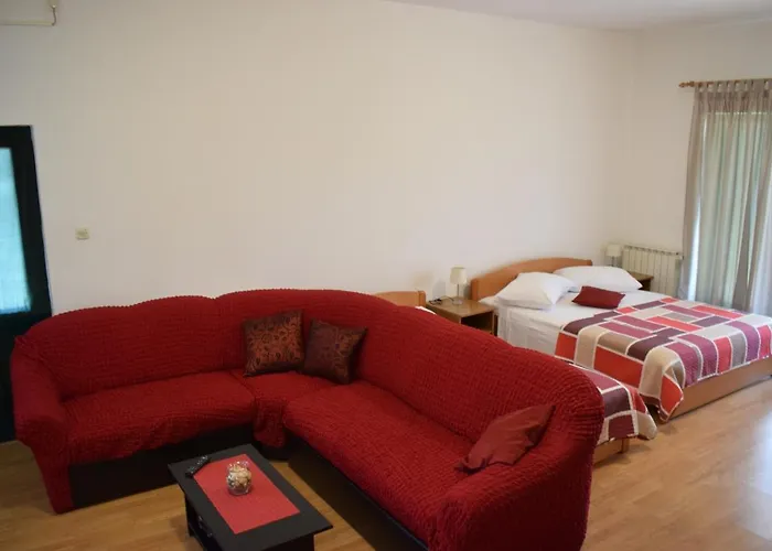 科尔卡伊万旅馆 罗佐瓦克