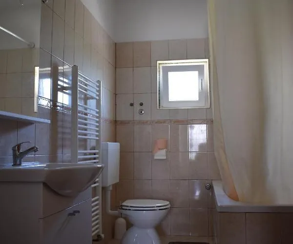 Krka Ivan ゲストハウス 3*