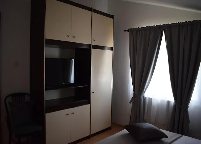 ゲストハウス Krka Ivan 3*