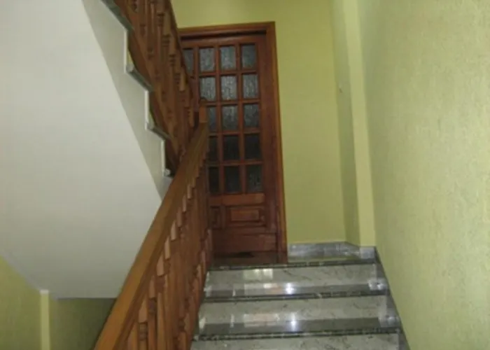 科尔卡伊万旅馆 3* 罗佐瓦克